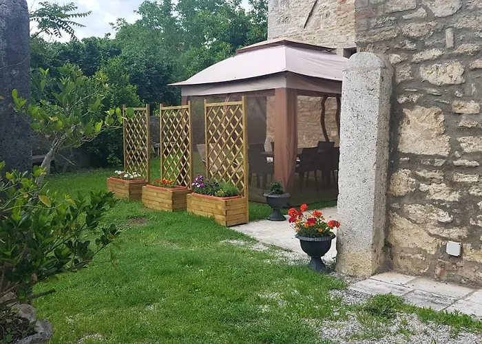 San Paterno فندق مبيت وإفطار 4*